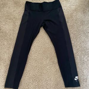 Nike Leggings - Women’s Size L